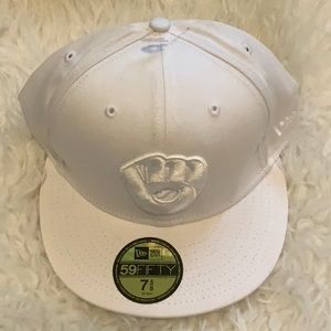 NWT All White Brewers baseballl hat 7 5/8